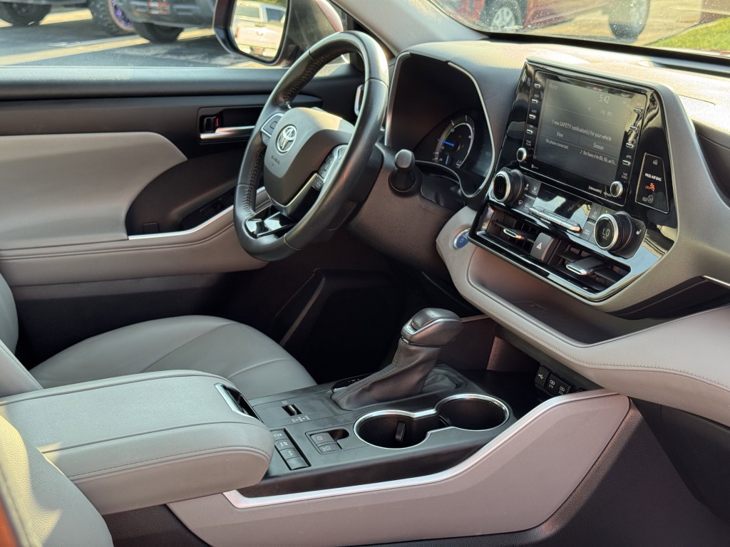 2021 Toyota Highlander Image 13
