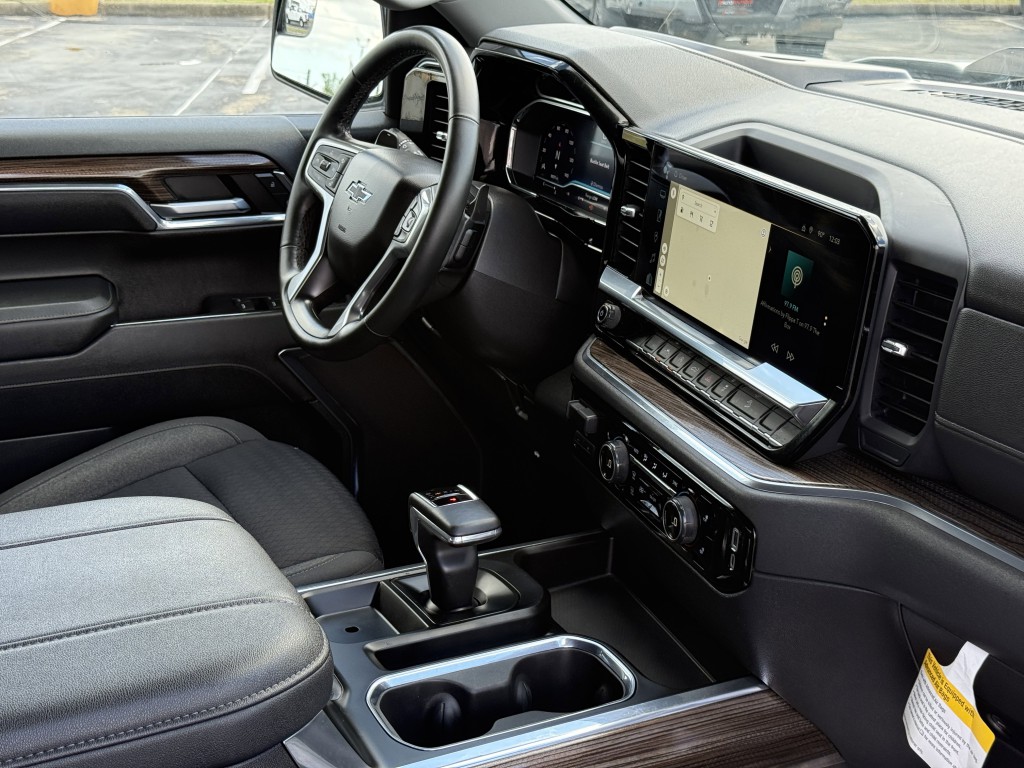 2024 Chevrolet Silverado 1500 Image 13