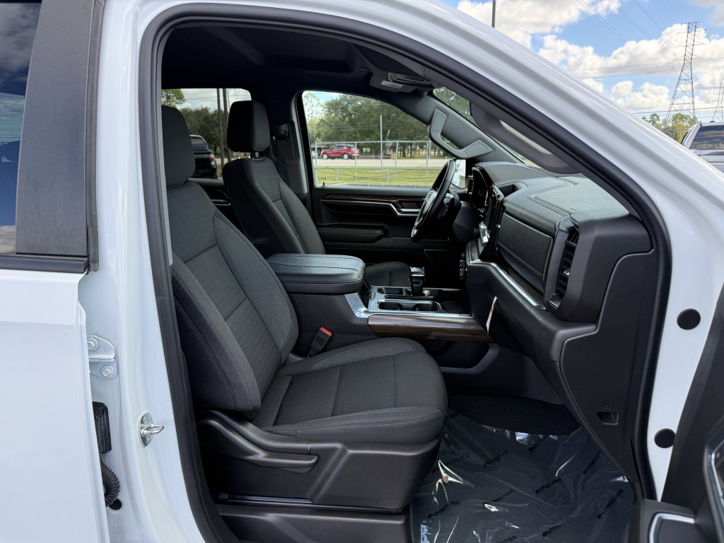 2024 Chevrolet Silverado 1500 Image 29
