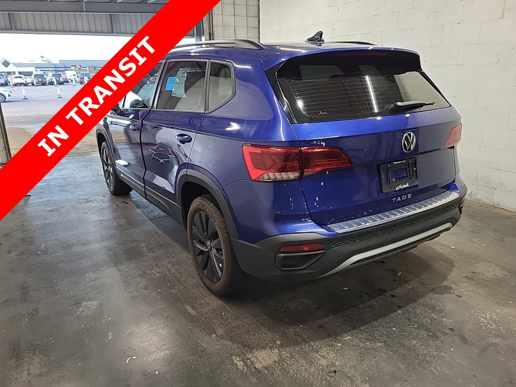 2022 Volkswagen Taos Image 5
