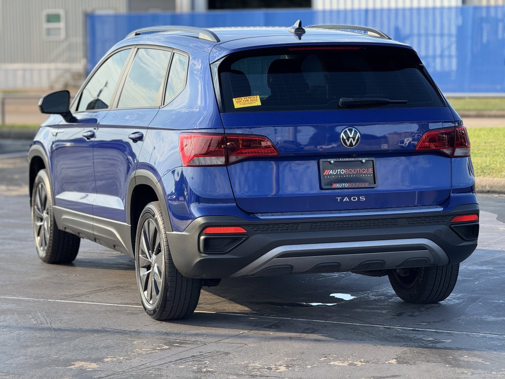 2022 Volkswagen Taos Image 8