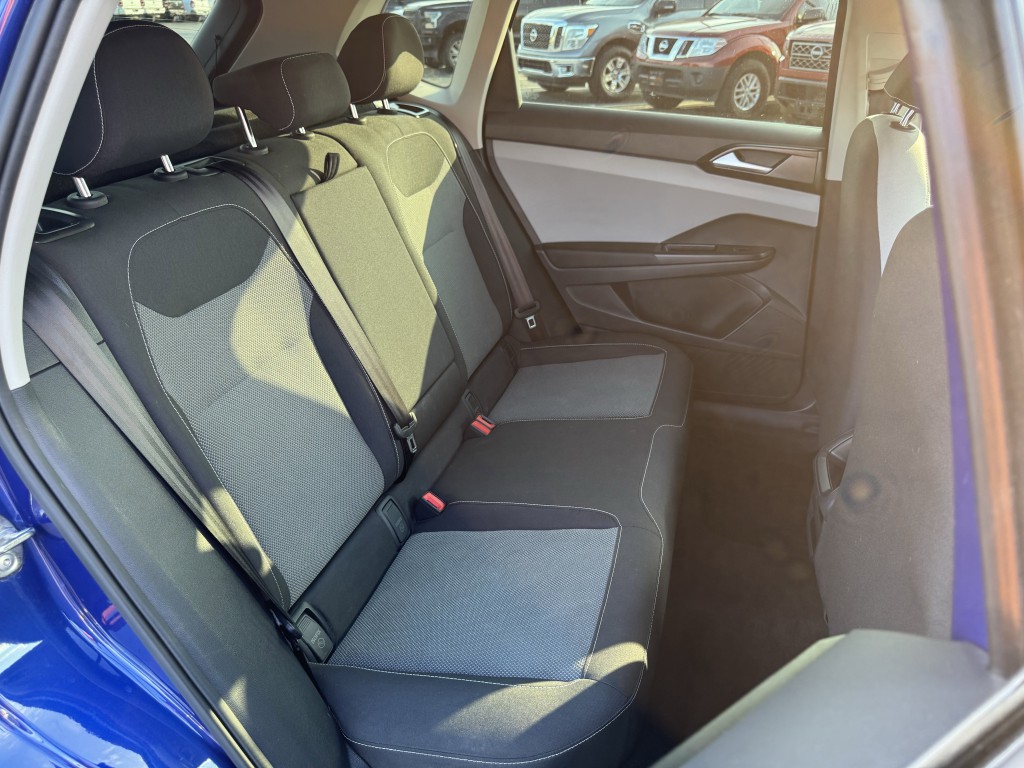 2022 Volkswagen Taos Image 23