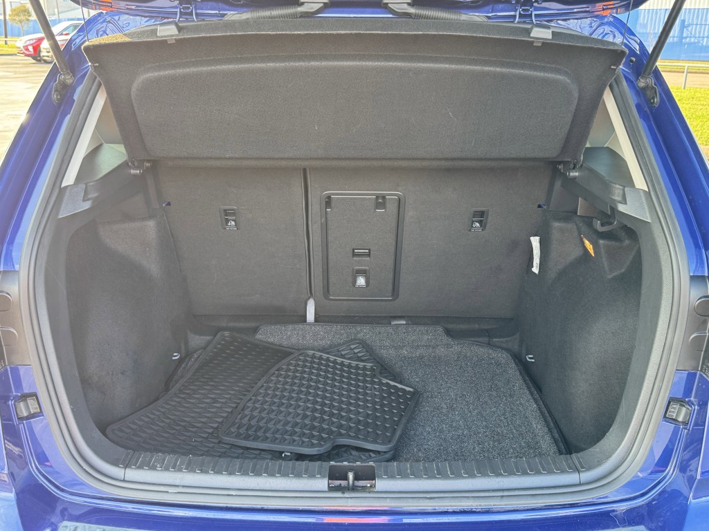 2022 Volkswagen Taos Image 25