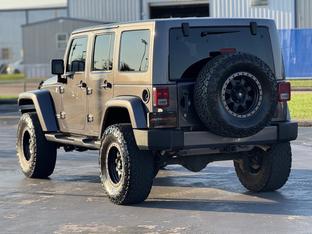 2016 Jeep Wrangler Image 9