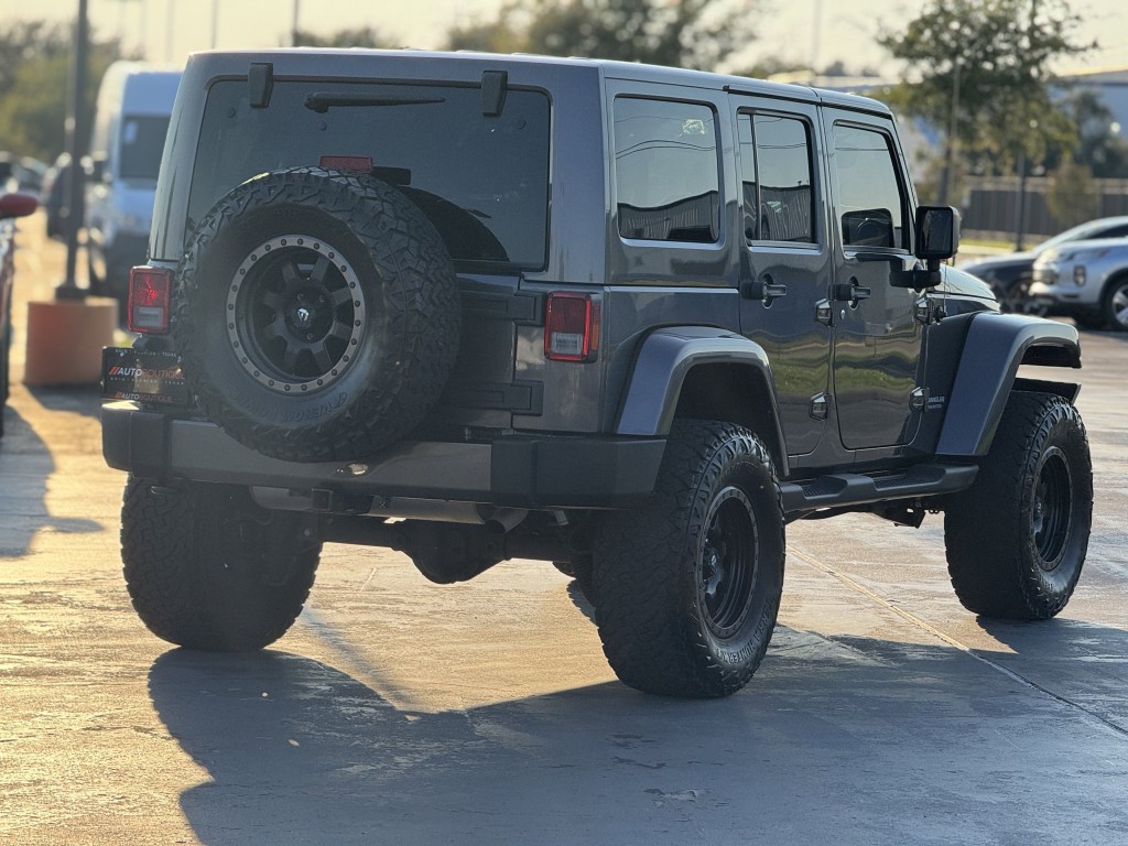 2016 Jeep Wrangler Image 10