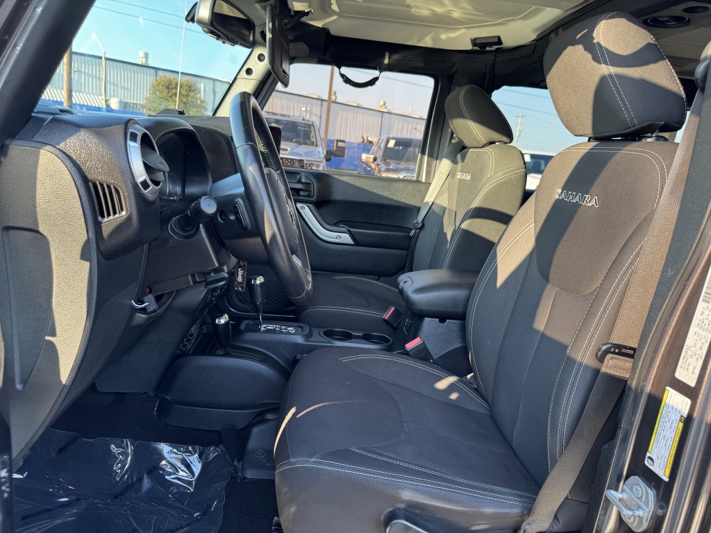 2016 Jeep Wrangler Image 19