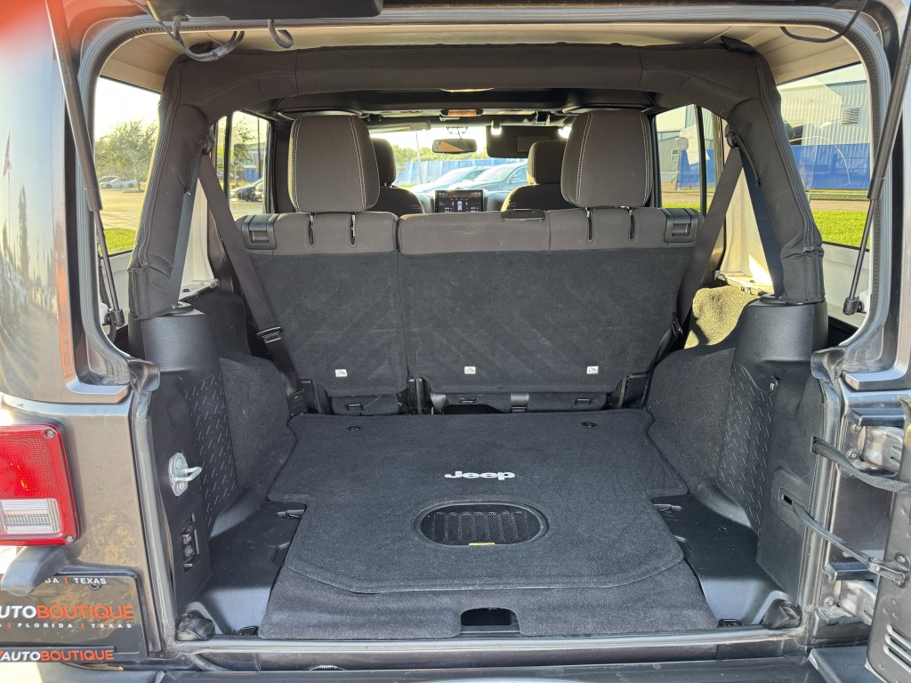 2016 Jeep Wrangler Image 23