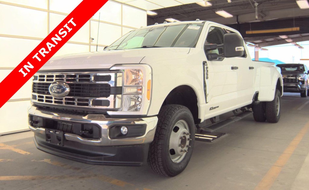 2023 Ford F-350 Image 1