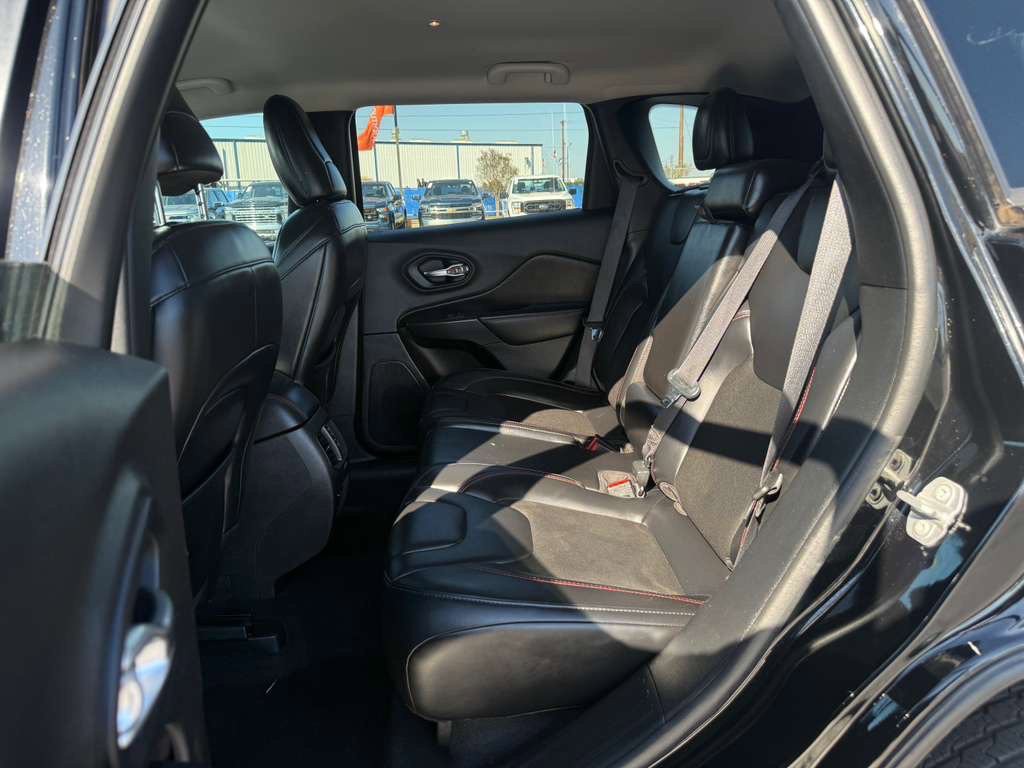 2020 Jeep Cherokee Image 25