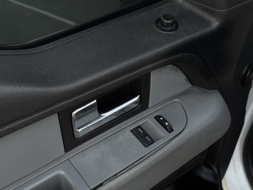 2014 Ford F-150 Image 17
