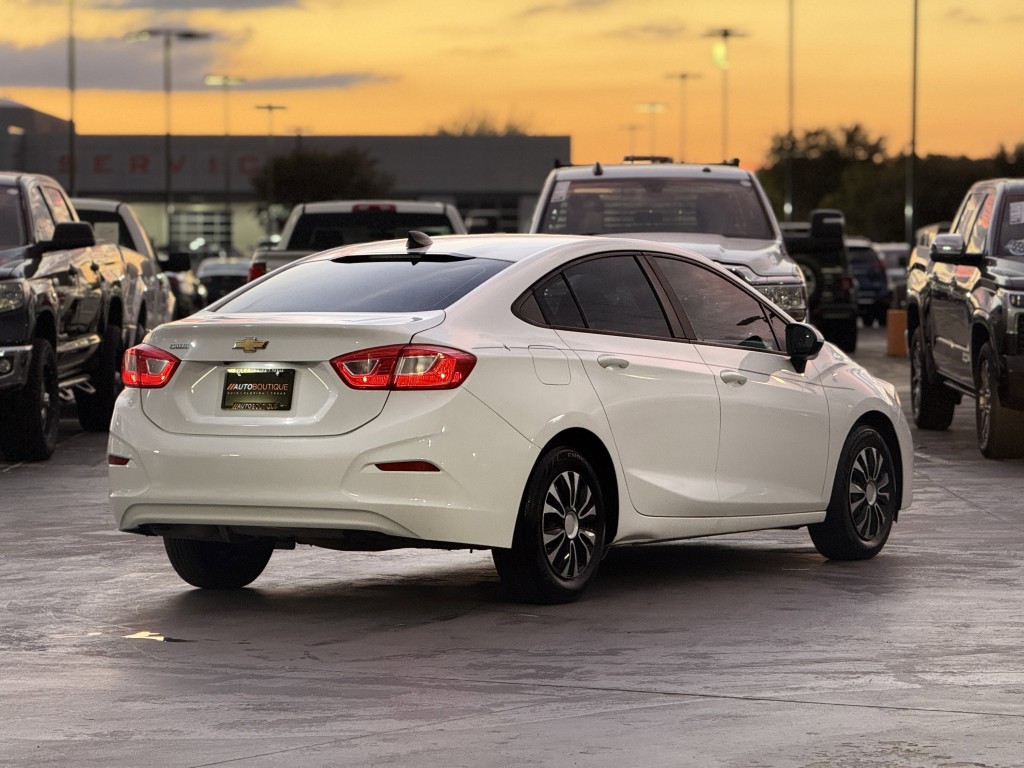 2016 Chevrolet Cruze Image 10