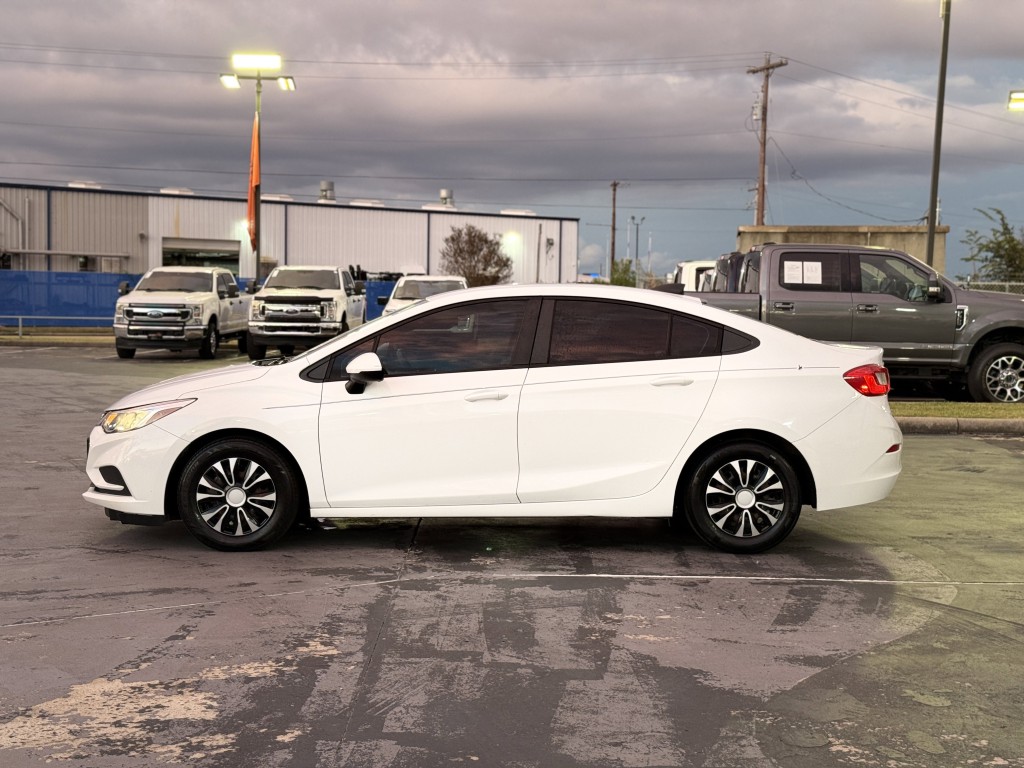 2016 Chevrolet Cruze Image 11