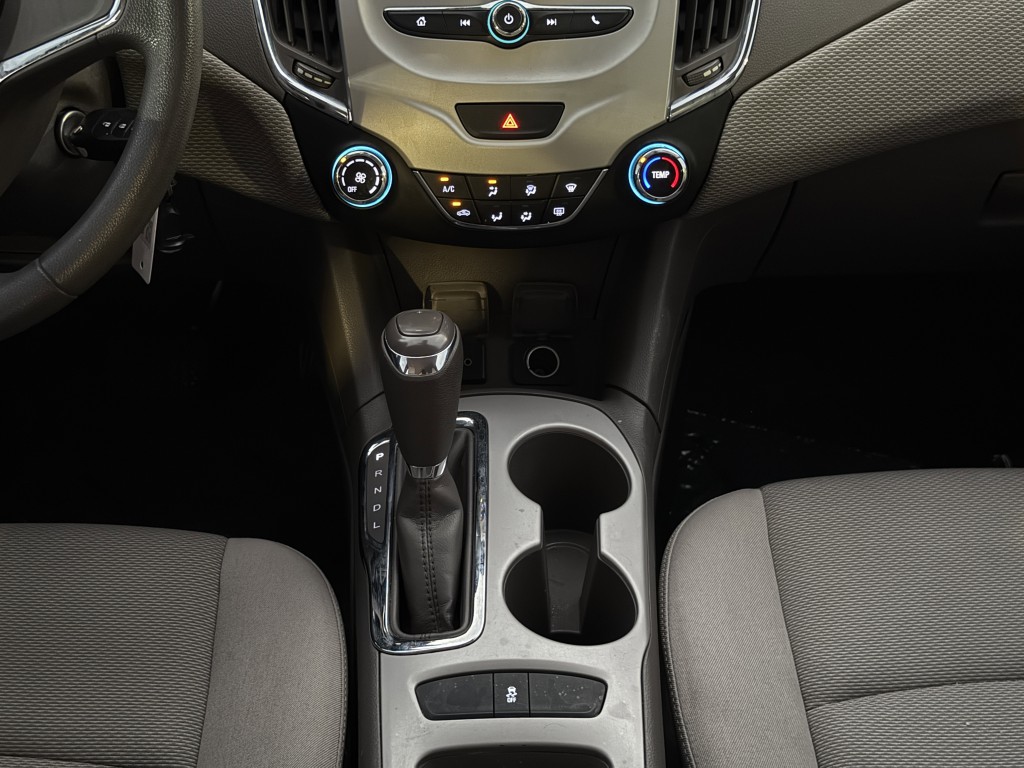 2016 Chevrolet Cruze Image 19
