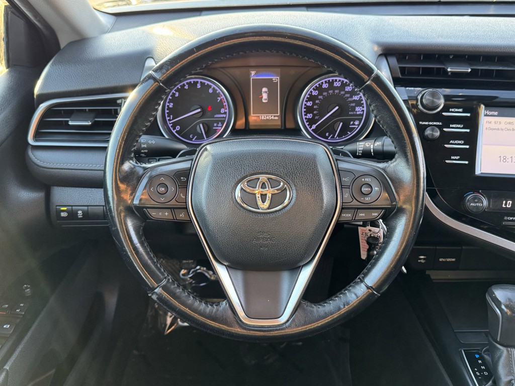 2019 Toyota Camry Image 14
