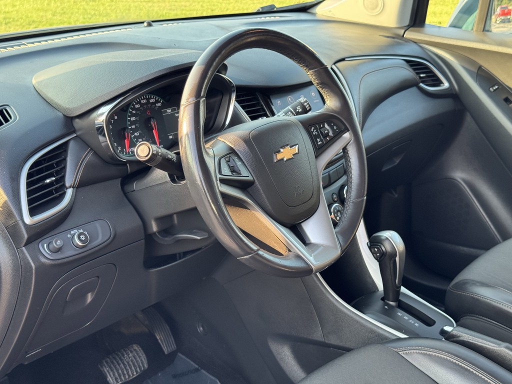 2022 Chevrolet Trax Image 12