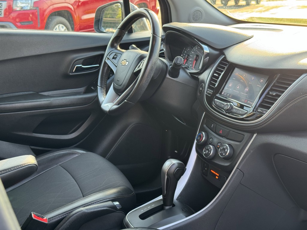 2022 Chevrolet Trax Image 13