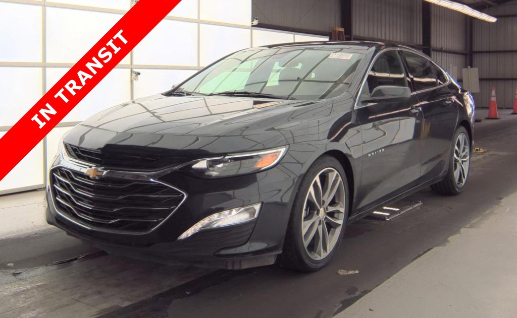2023 Chevrolet Malibu Image 1