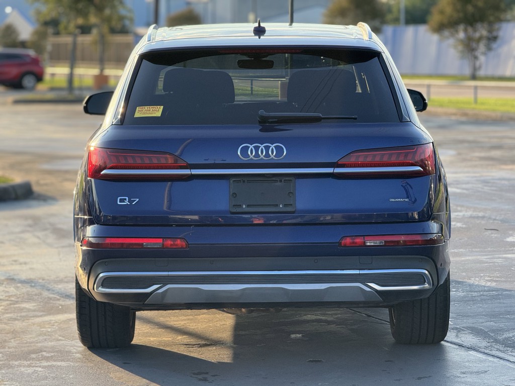 2022 Audi Q7 Image 7
