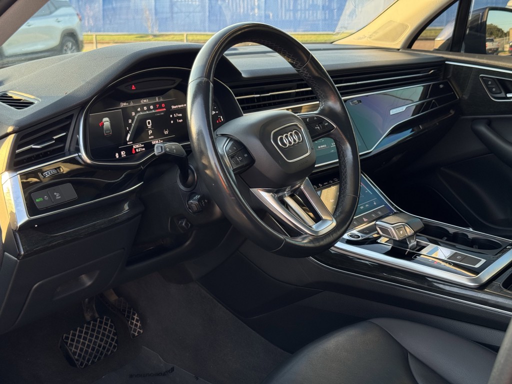 2022 Audi Q7 Image 12