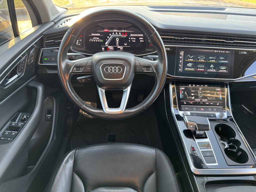 2022 Audi Q7 Image 14