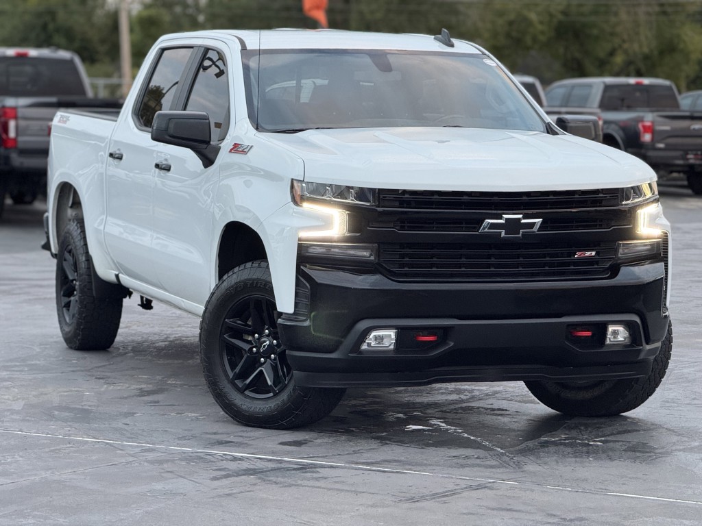 2021 Chevrolet Silverado 1500 Image 3