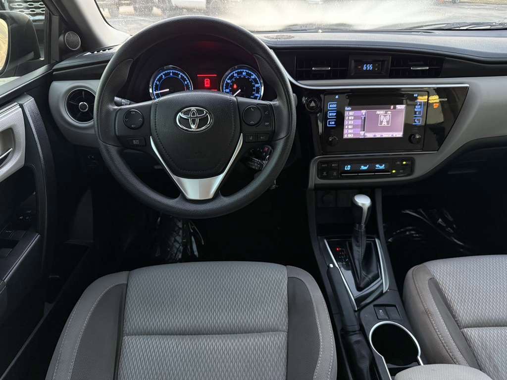 2017 Toyota Corolla Image 14