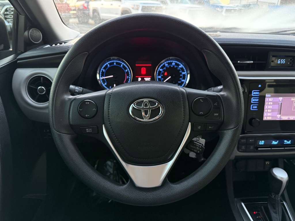 2017 Toyota Corolla Image 15