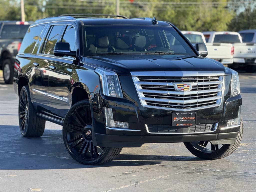 2020 Cadillac Escalade Image 3
