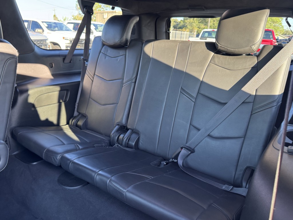 2020 Cadillac Escalade Image 32