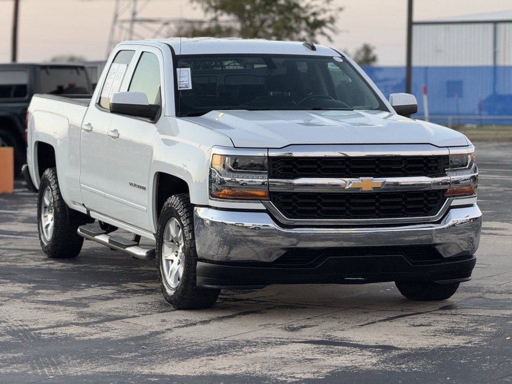 2019 Chevrolet Silverado 1500 Image 3