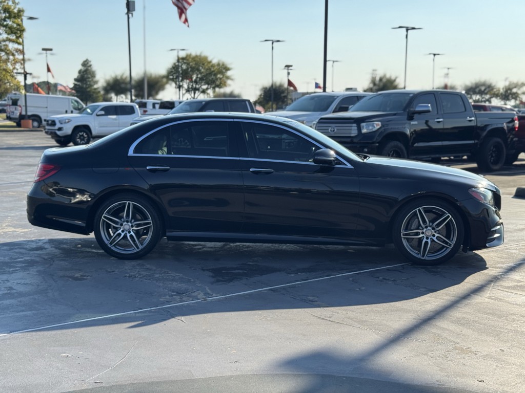 2020 Mercedes-Benz E-Class Image 10