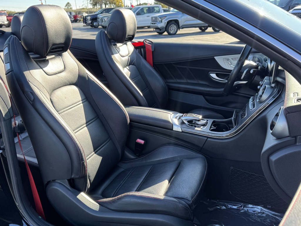 2017 Mercedes-Benz C-Class Image 29