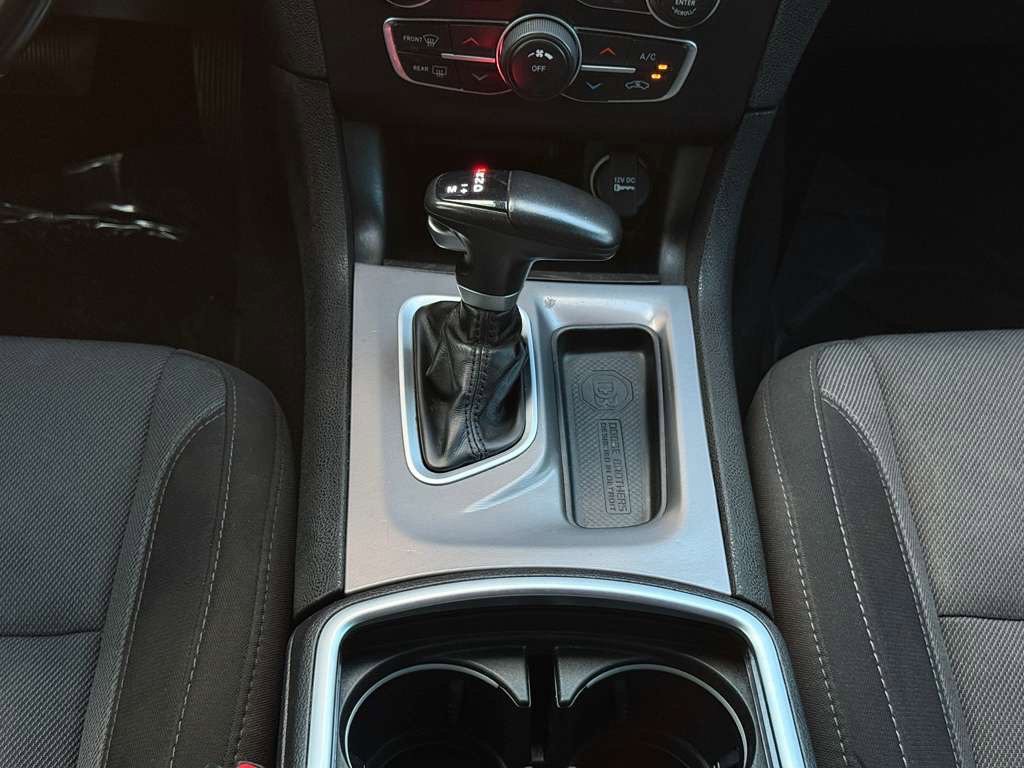 2022 Dodge Charger Image 21