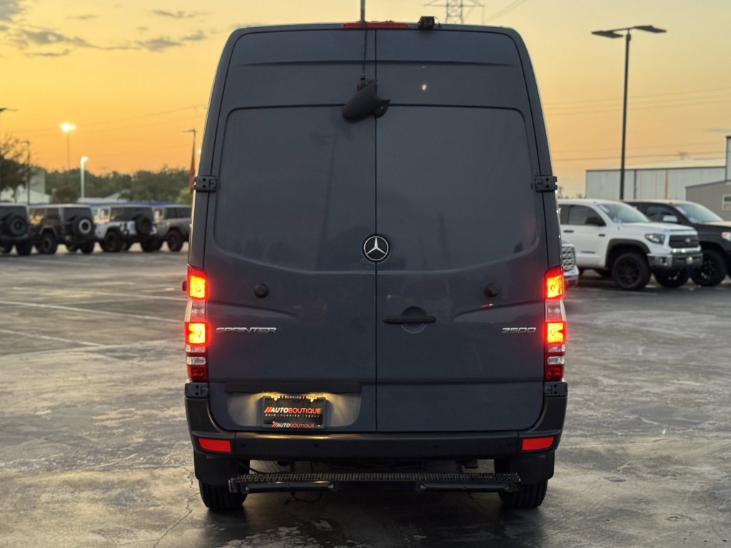 2018 Mercedes-Benz Sprinter Cargo Image 7