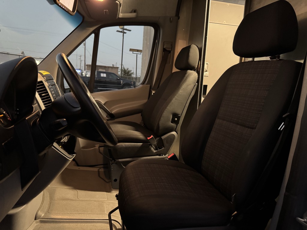 2018 Mercedes-Benz Sprinter Cargo Image 21