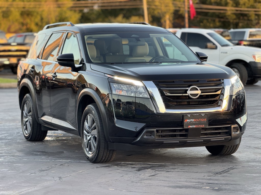 2024 Nissan Pathfinder Image 3