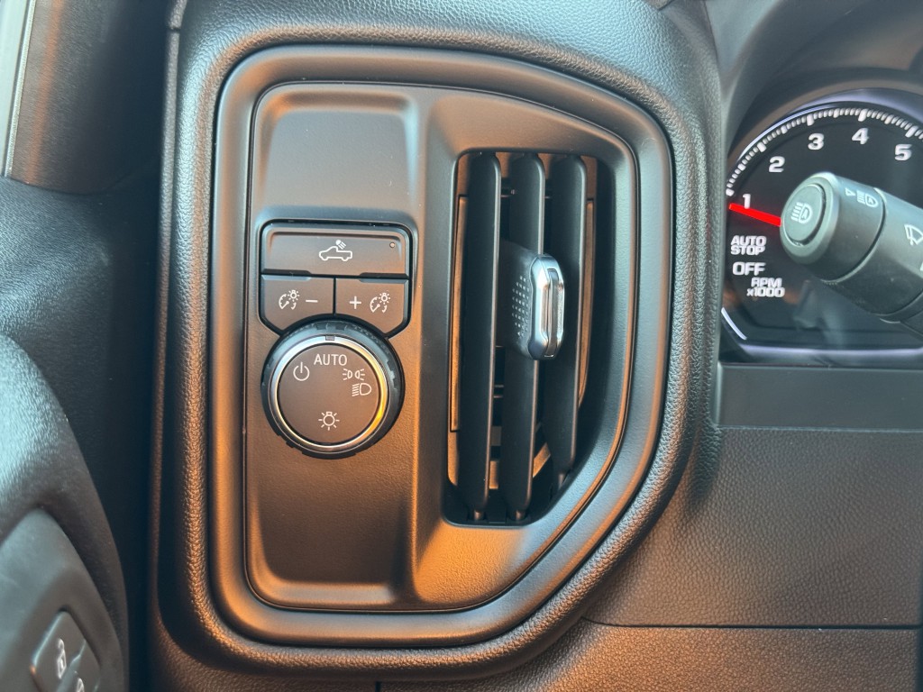 2024 Chevrolet Silverado 1500 Image 20