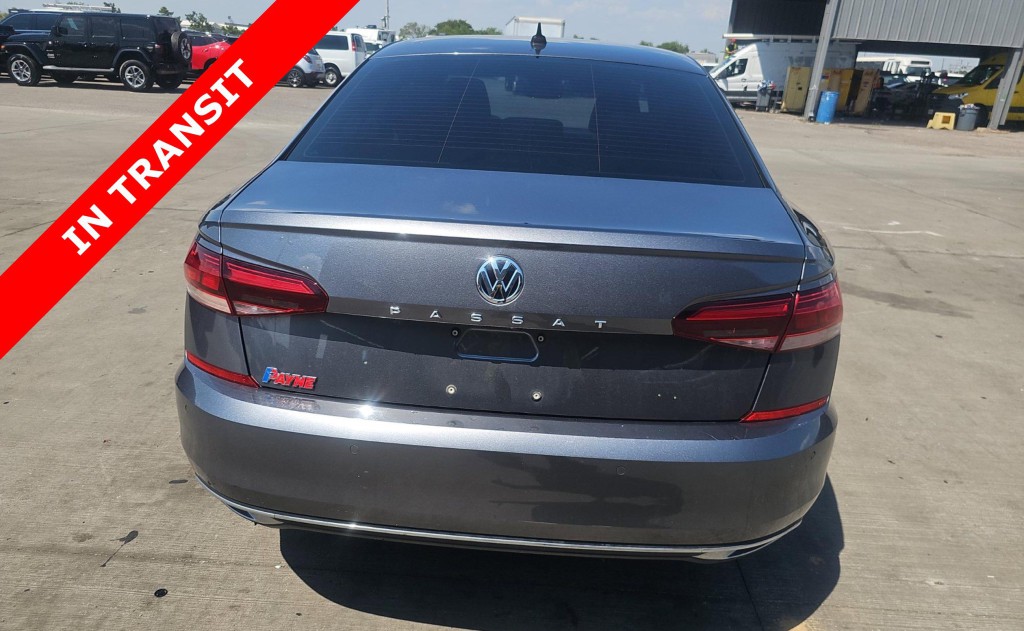 2022 Volkswagen Passat Image 6