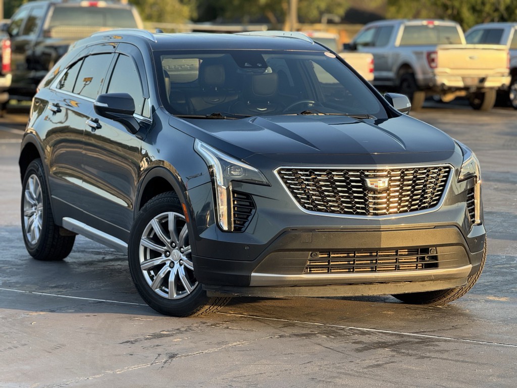 2021 Cadillac XT4 Image 3
