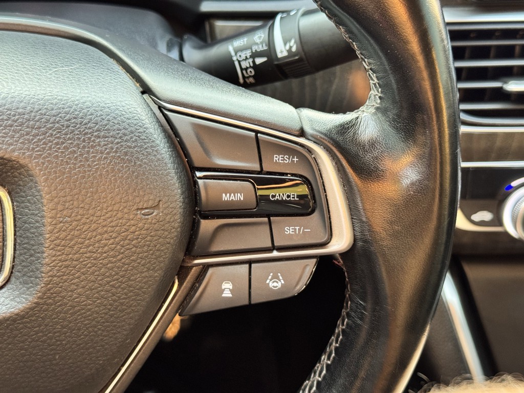 2020 Honda Accord Image 17