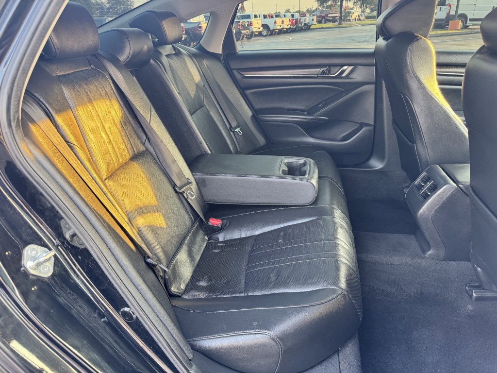 2020 Honda Accord Image 26