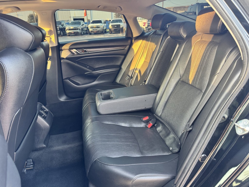 2020 Honda Accord Image 27