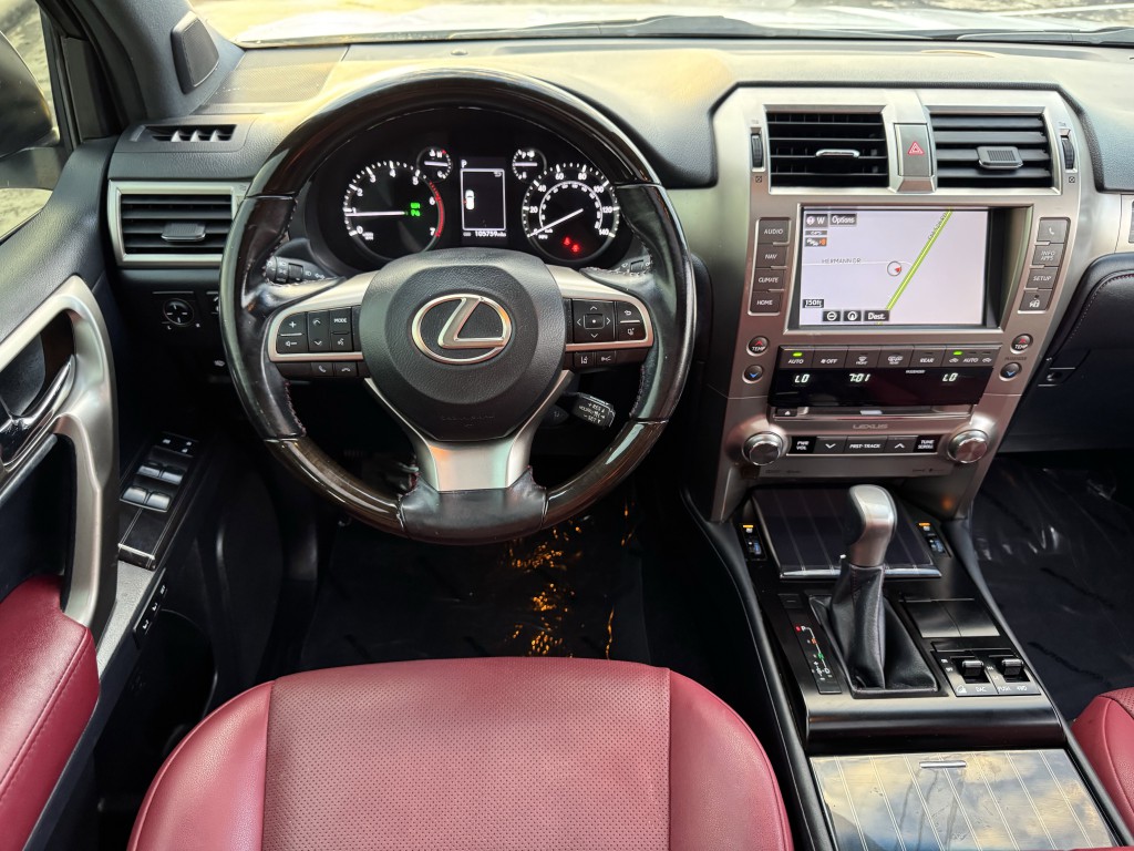 2020 Lexus GX Image 16