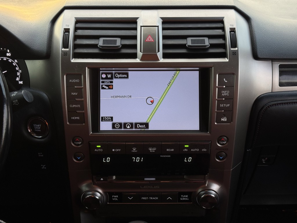 2020 Lexus GX Image 21