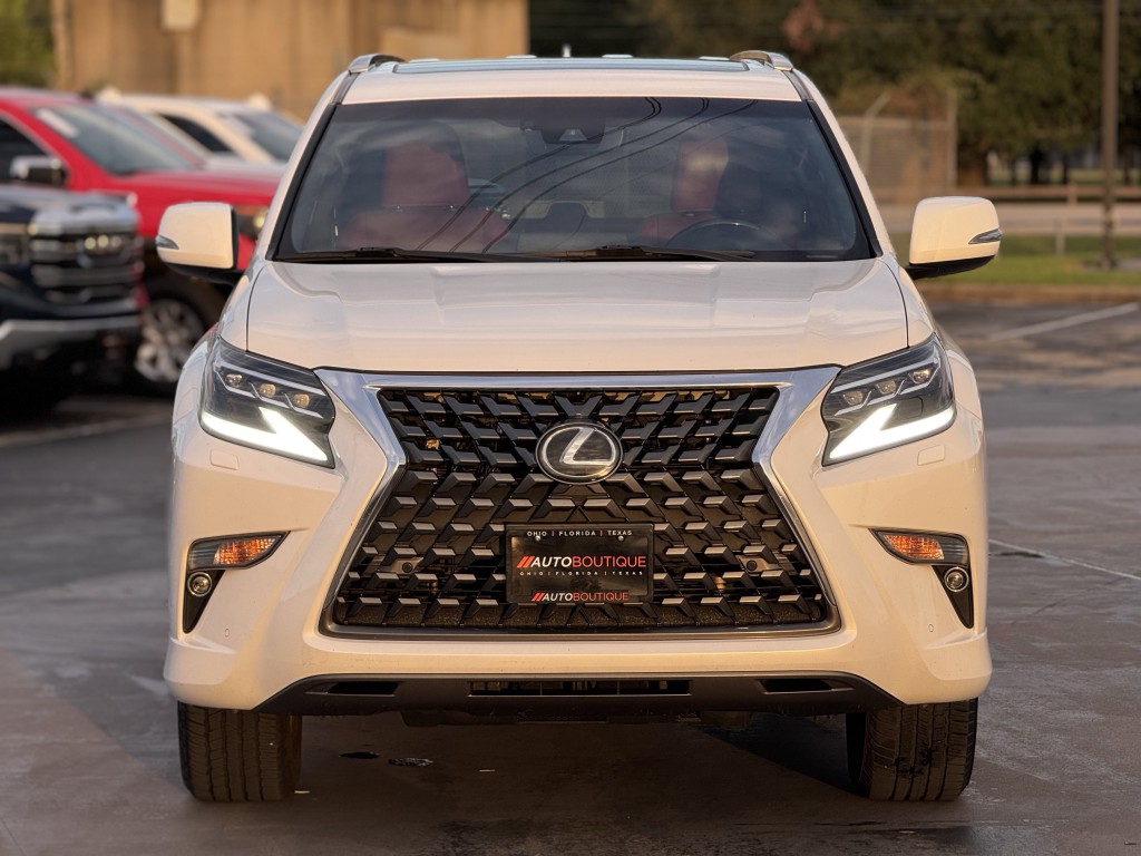 2020 Lexus GX Image 8