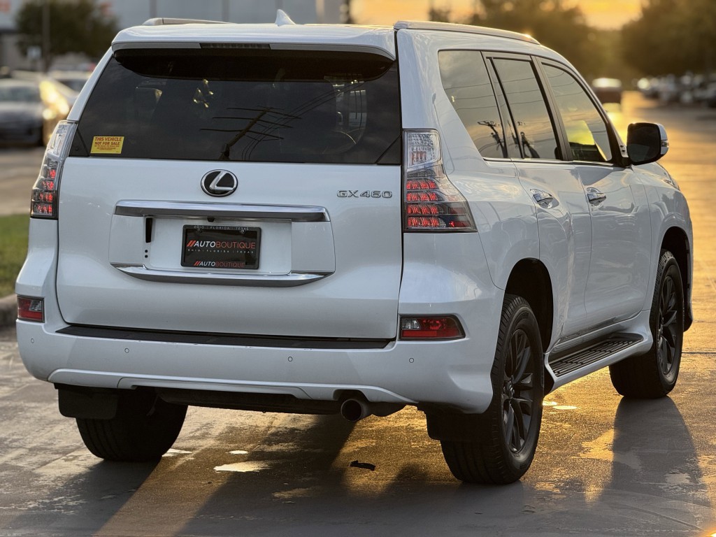 2020 Lexus GX Image 11