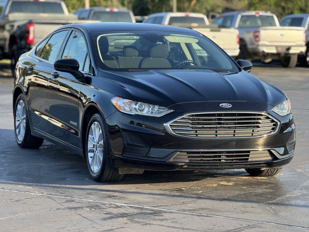 2019 Ford Fusion Image 3