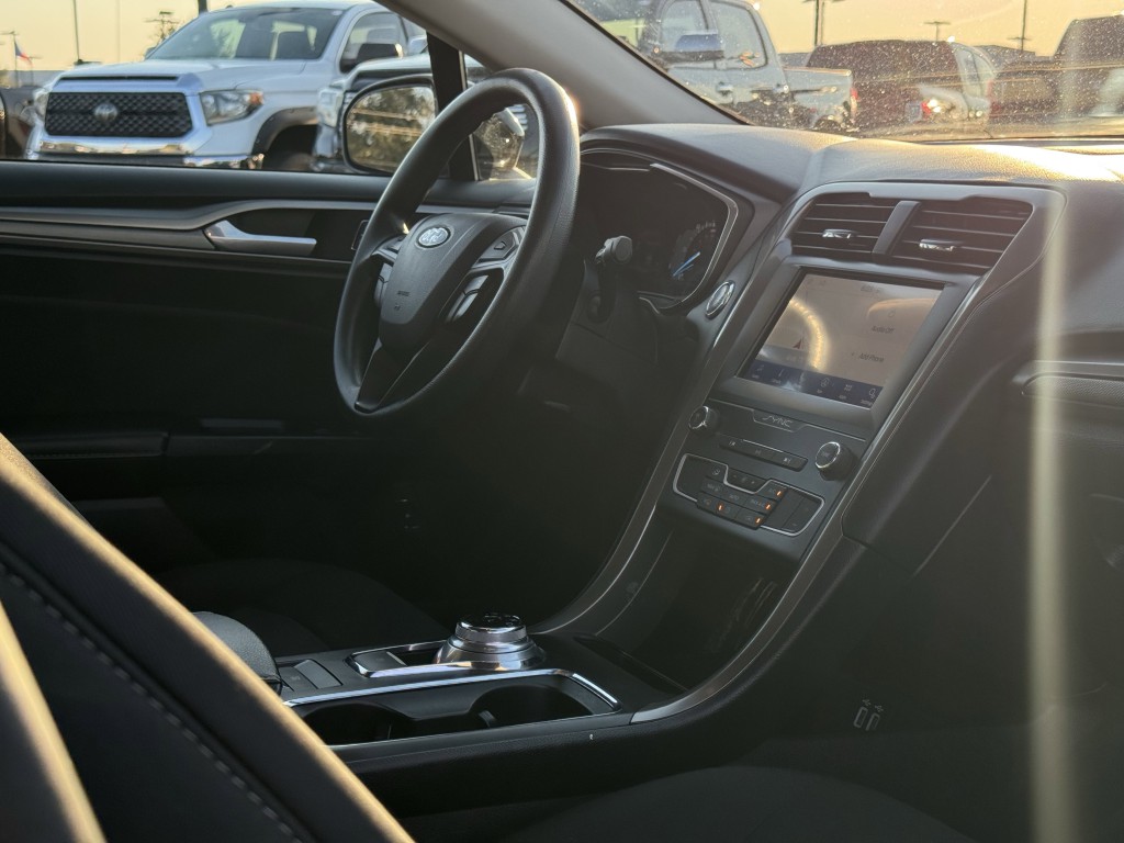 2019 Ford Fusion Image 13