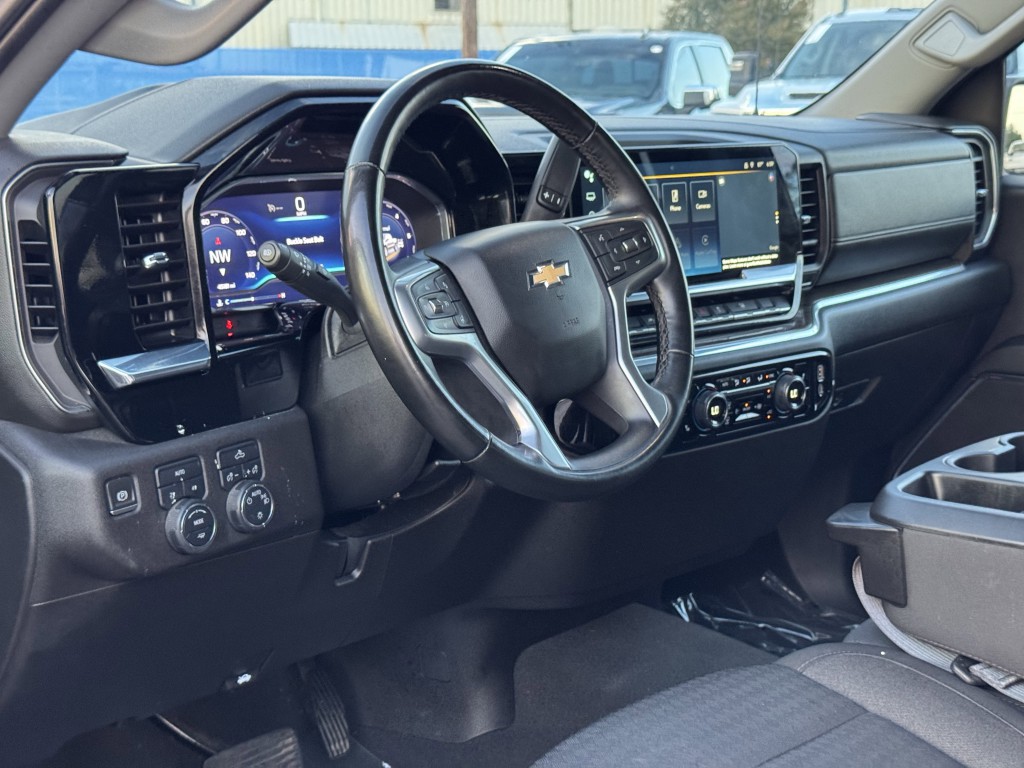 2024 Chevrolet Silverado 1500 Image 13