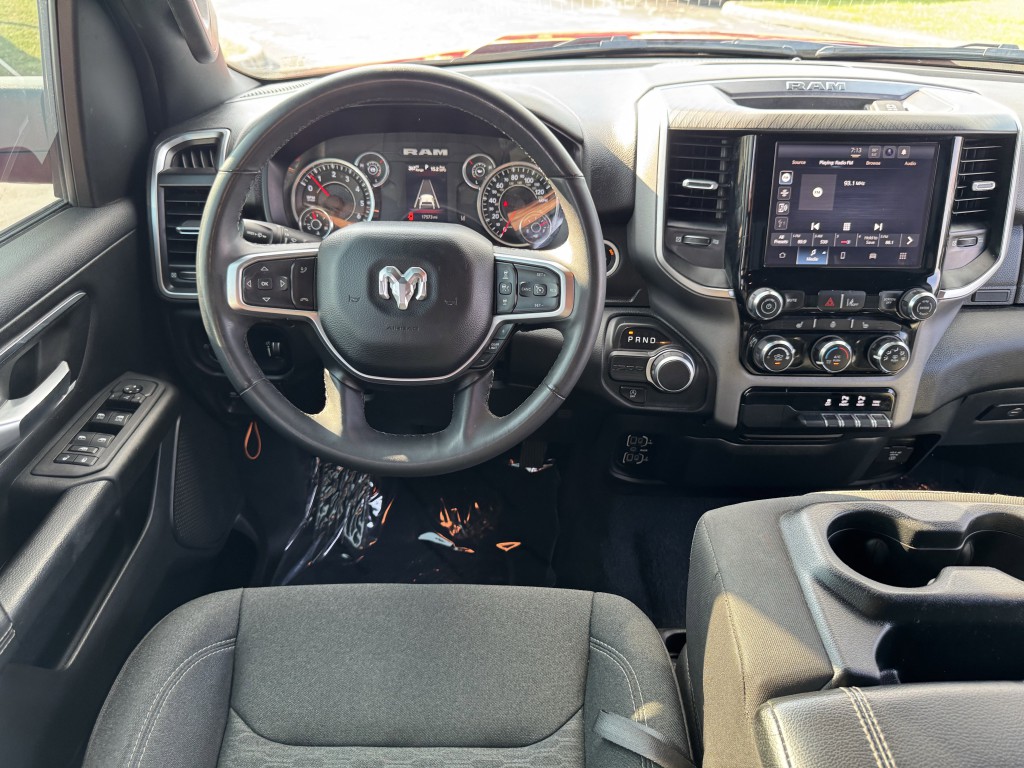 2025 RAM 1500 Image 15